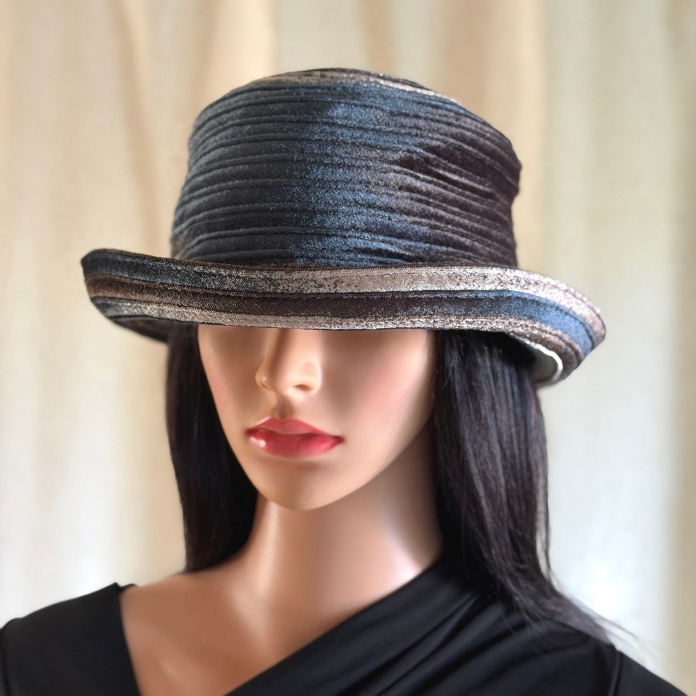 Vtg 90s Y2K Womens Metallic Ribbed Velvet Bucket Hat Bronze Silver Navy OS Korea